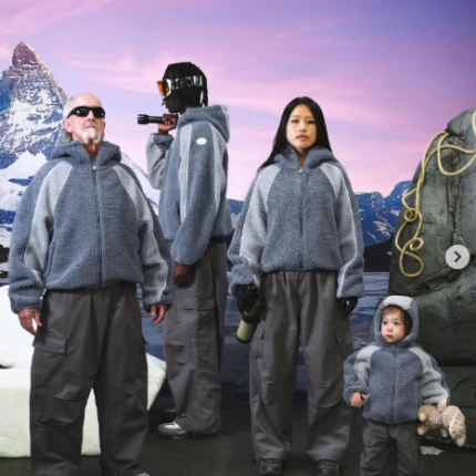 PIECES FOR EVERYONE, AT ANY TIME